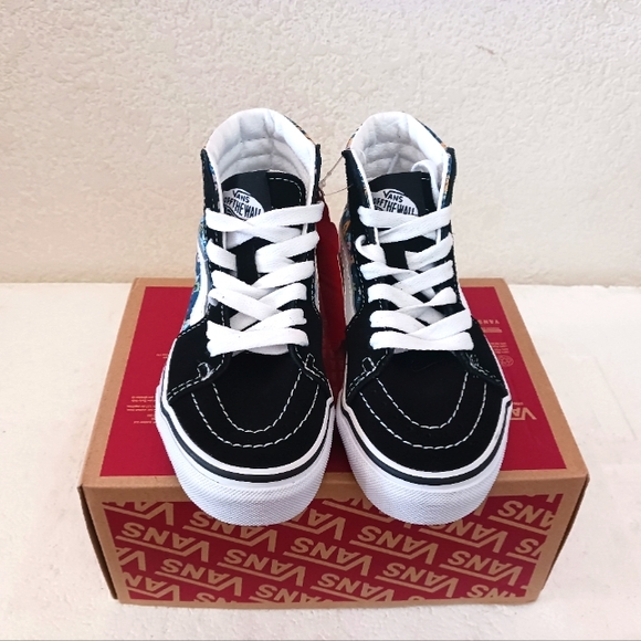 Vans - Picture 2 of 4